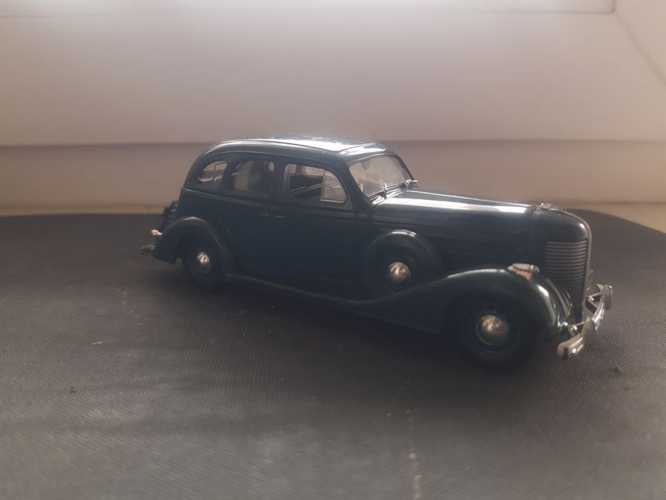 Модель ЗИС-101 / ЗИС-101А (1:43)