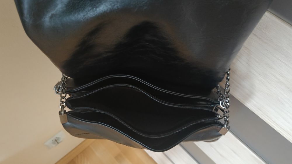 Czarna torebka damska