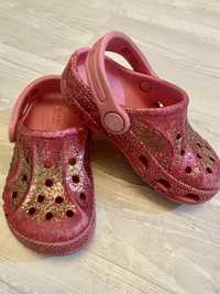 Klapki Crocs roz. C8