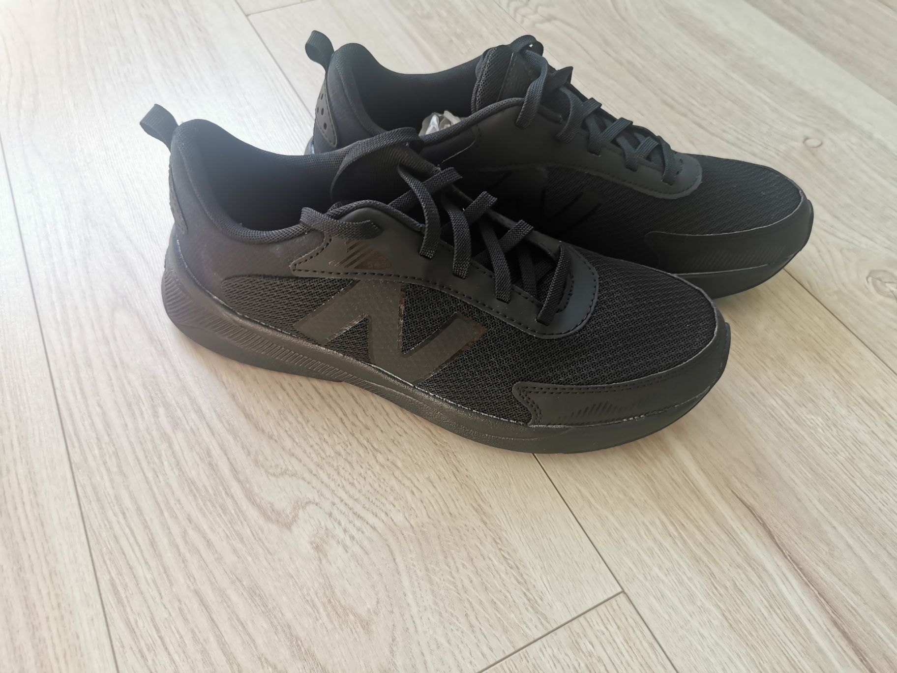 Nowe buty sneakersy New Balance r. 40