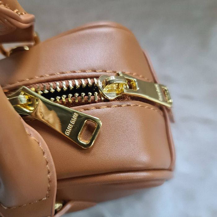 Torebka MiuMiu miu miu brazowa kuferek damski