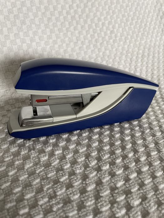 Zszywacz Leitz FC 5505 niebieski
