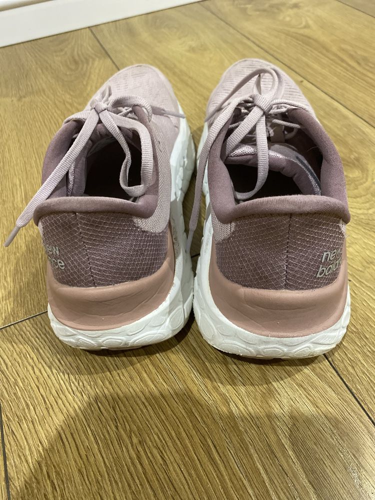 New balance Kaiha buty do biegania 40 dl 26cm