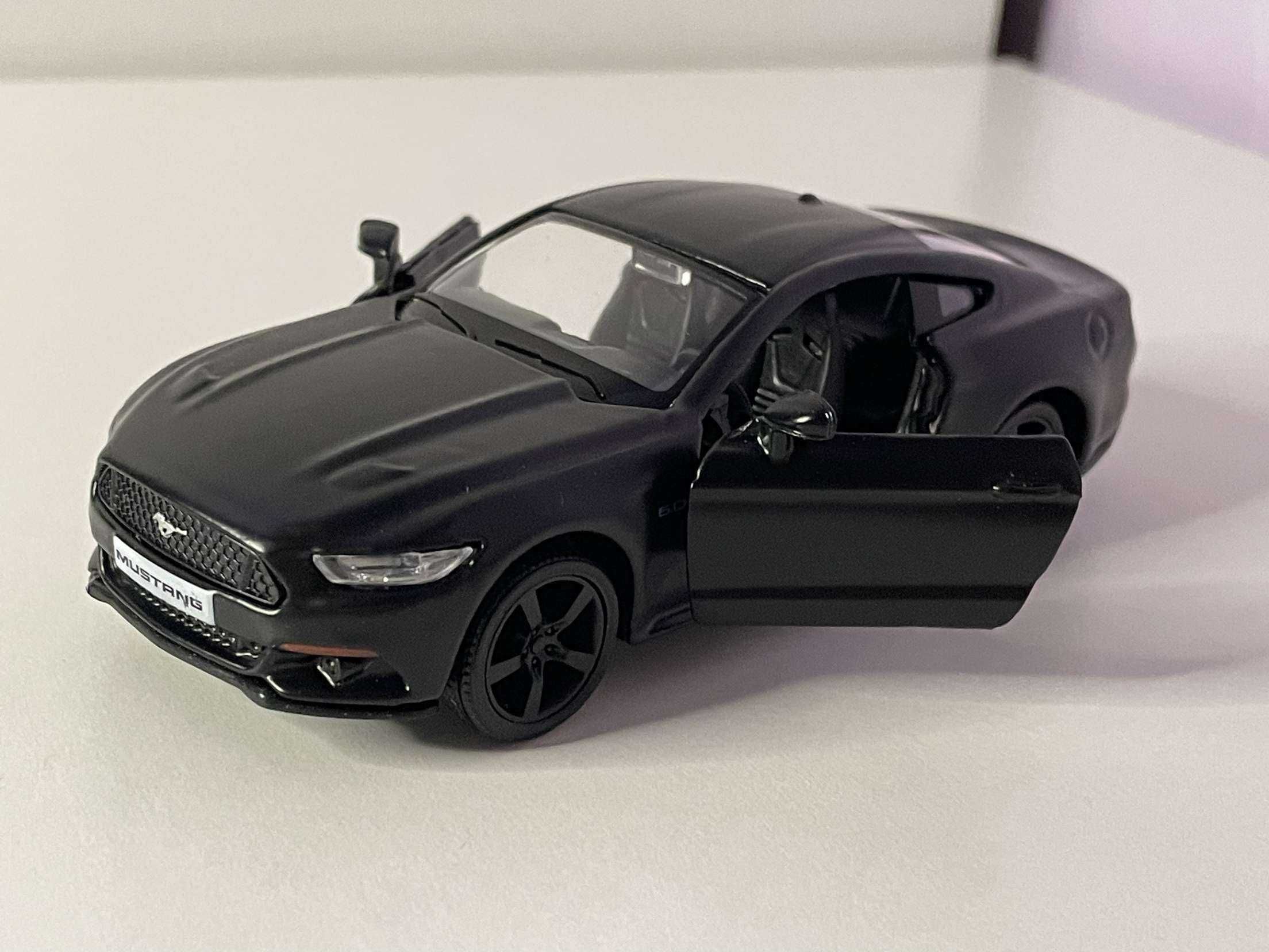 Model Ford Mustang 5.0 V8 1:36 | Kolekcjonerska figurka