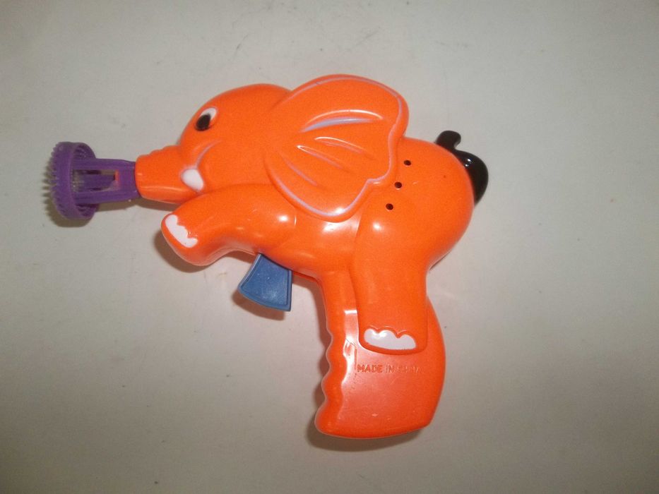 детский пистолет для мыльных пузырей