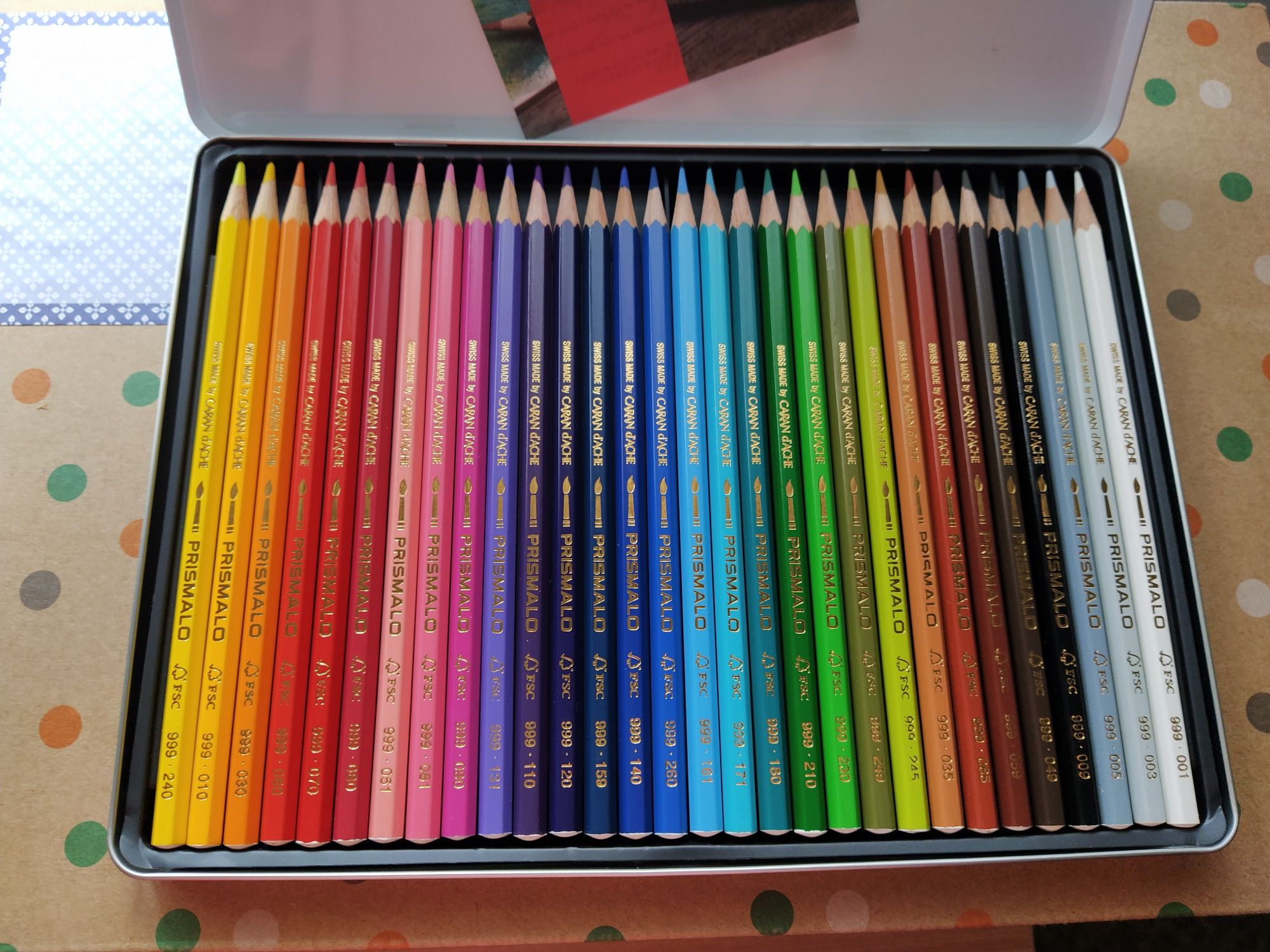 Caran d'Ache caixa metálica 30 lápis de cor Prismalo Aquarelle