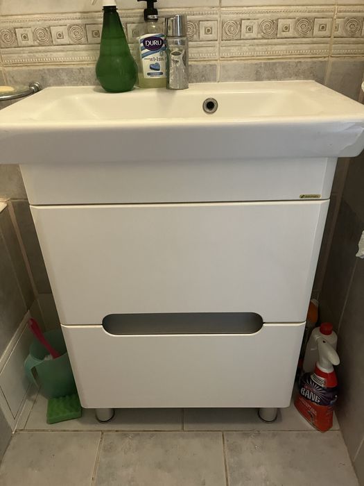 Тумба під умивальник
