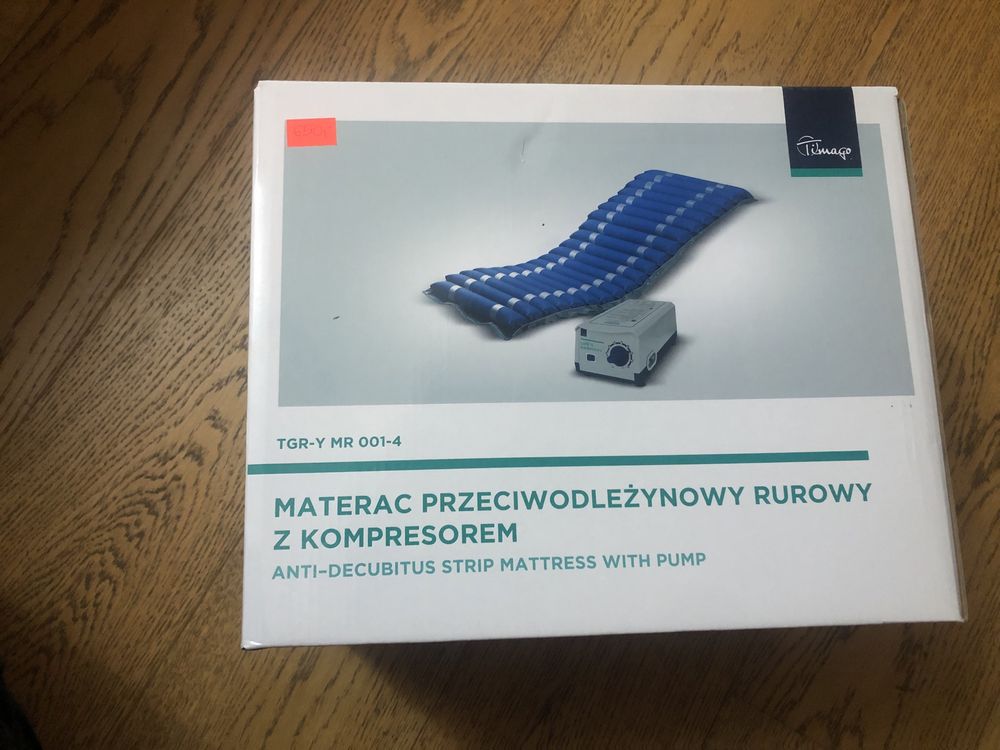 Materac przeciwodleżynowy rurowy z kompresorem