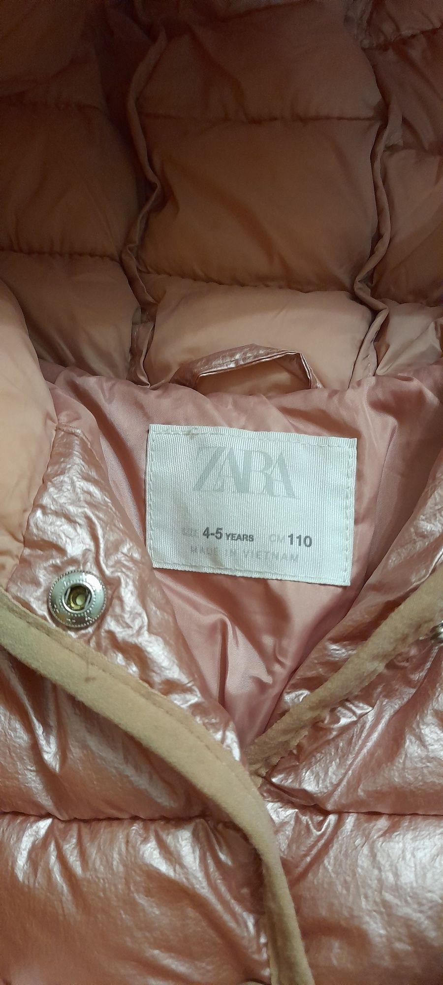 Куртка Zara для дівчинки