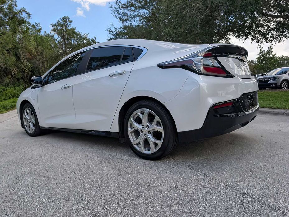 Chevrolet Volt      2019