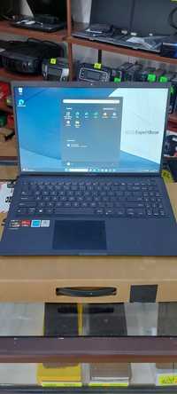 Laptop Asus ExpertBook L1500cd 15,6" AMD Ryzen 3 8 GB/256 GB win11