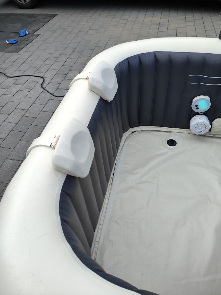 Jacuzzi Ogrodowe INTEX Basen Spa