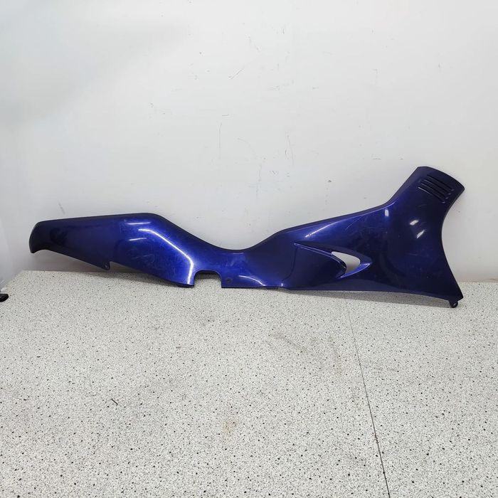 Owiewka, osłona, bok, boczek, pług, płoza Suzuki Burgman 400