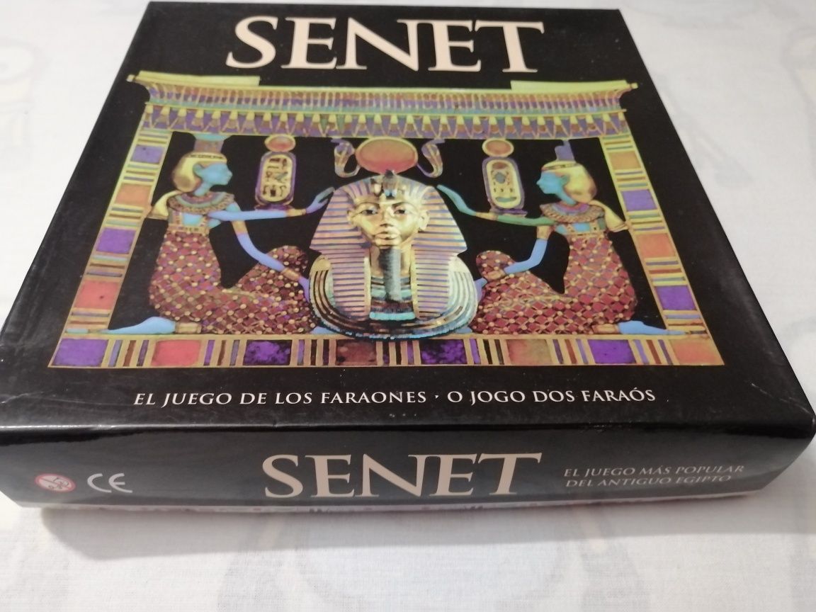 Jogo de tabuleiro Senet