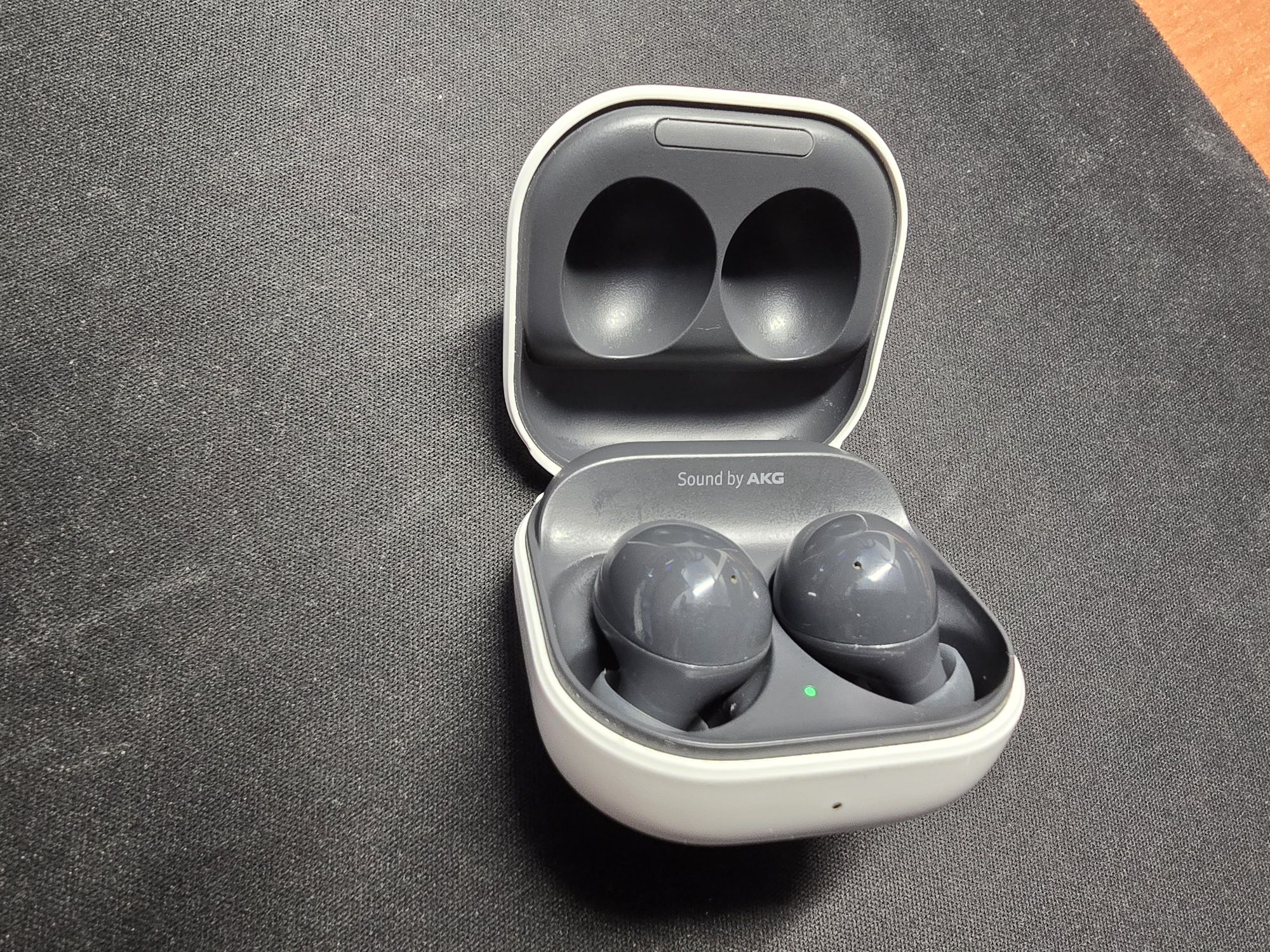 Samsung buds 2 świetny stan
