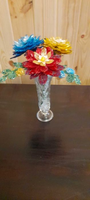 Плету на замовлення квіти і інші вироби з чешського бісеру