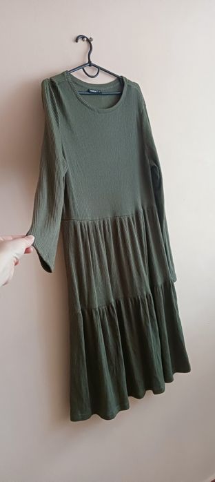 Сукня міді жіноча розмір L