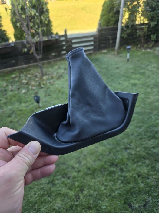 Mieszek ręcznego Volvo V50 S40 C30 Przed Lift NR 1