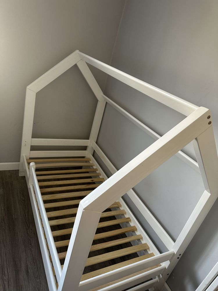 Drewnianie łóżko domek (podwojne) 160/80cm