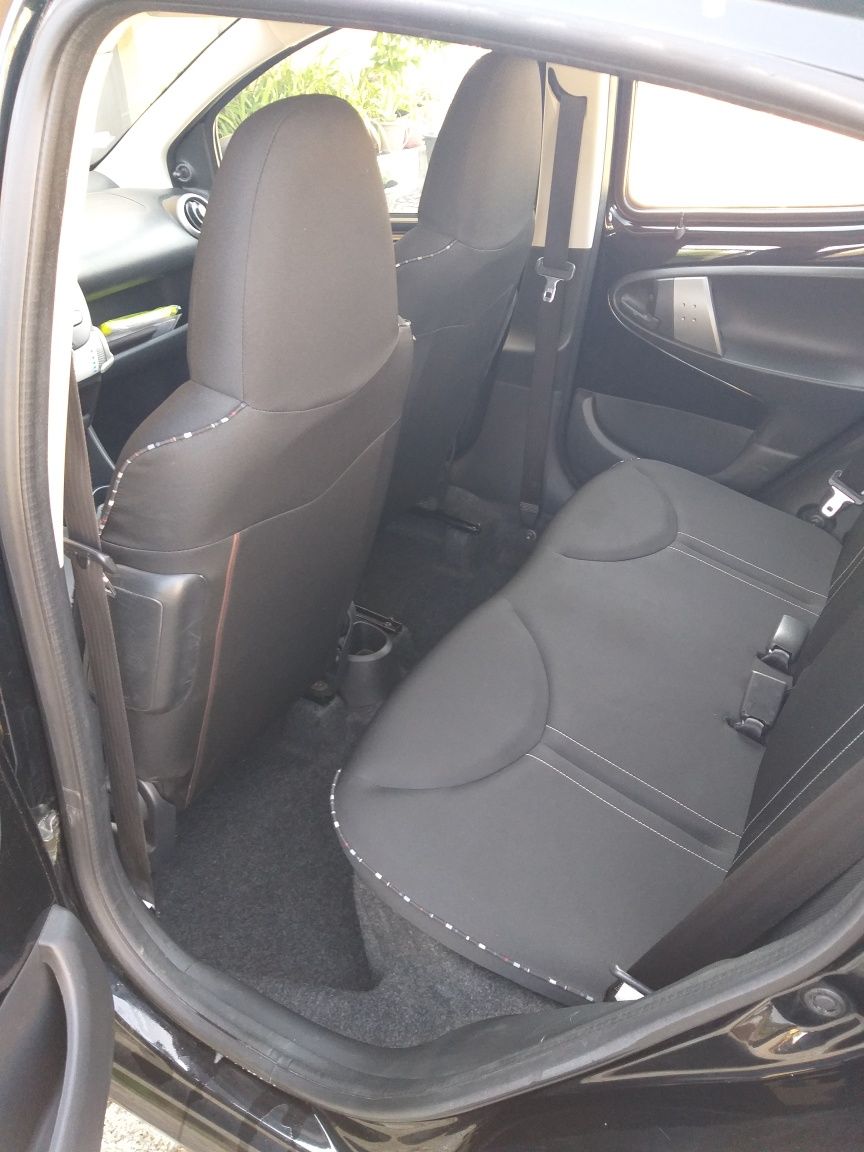 Automóvel Citroen C1 2013