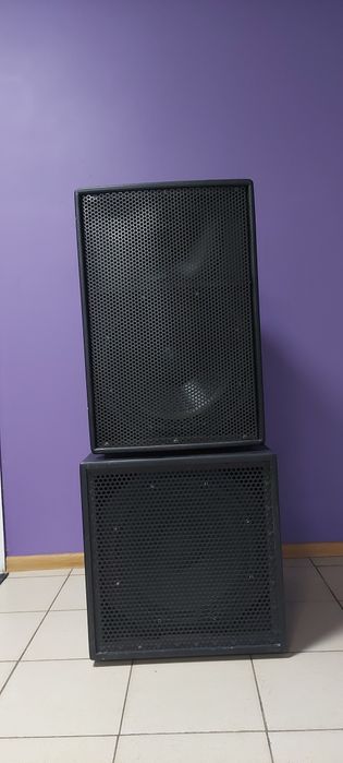 Комплект звукового аборудование.