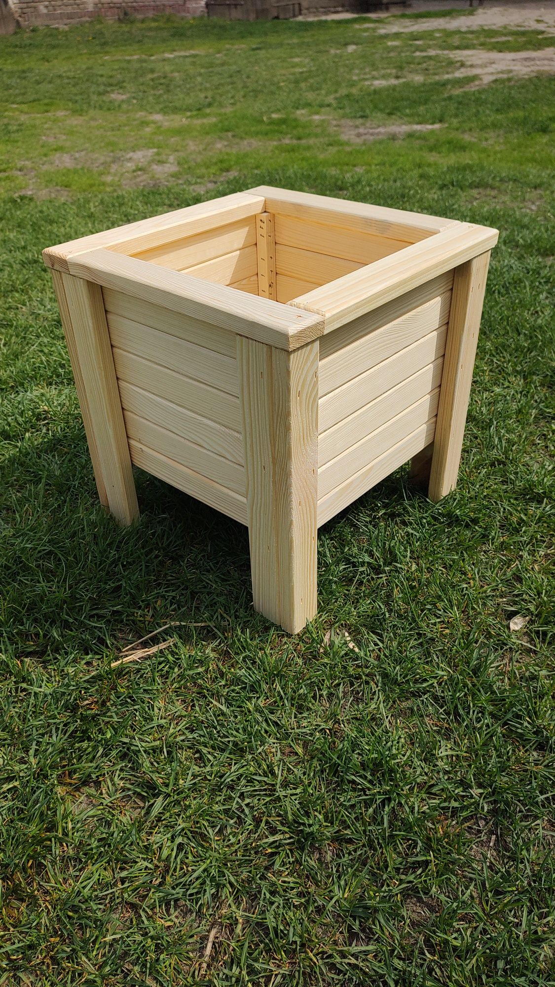 Doniczki drewniane - sosnowe 35x35x35,5 cm
