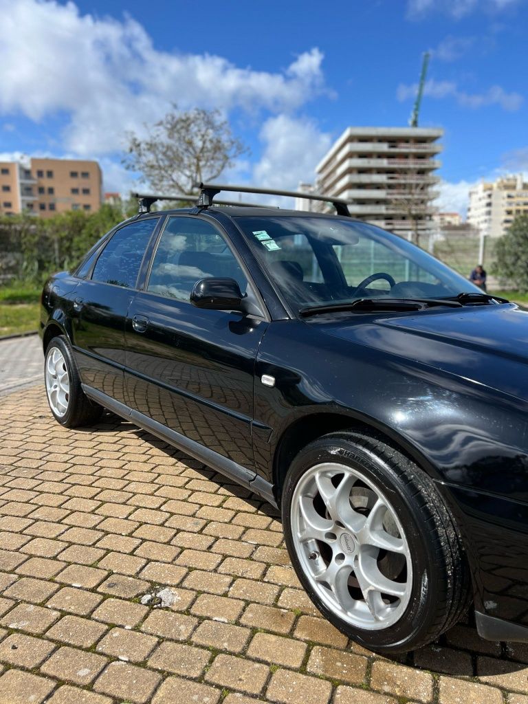 Audi A4 1.9 TDI TROCO por 7 lugares