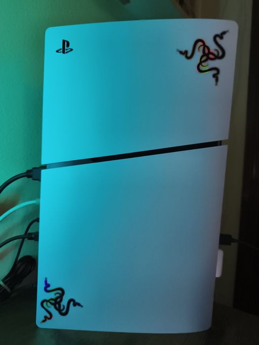 Vendo PS5 como novo (acompanhada de caixa)