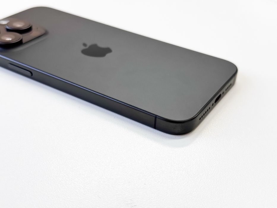 iPhone 15 Pro Max 256 GB Czarny Tytan jak Nowy 100% bateria Sklep Gwar