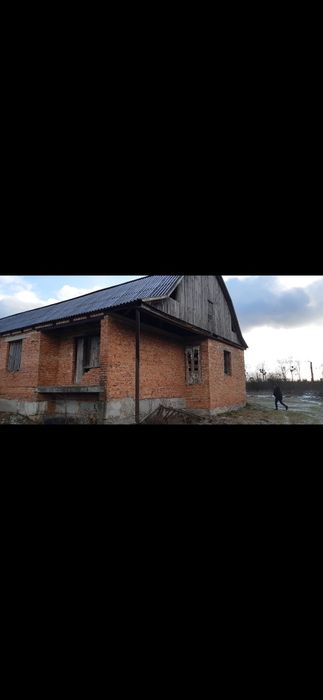 Продам пів будинка смт Понінка