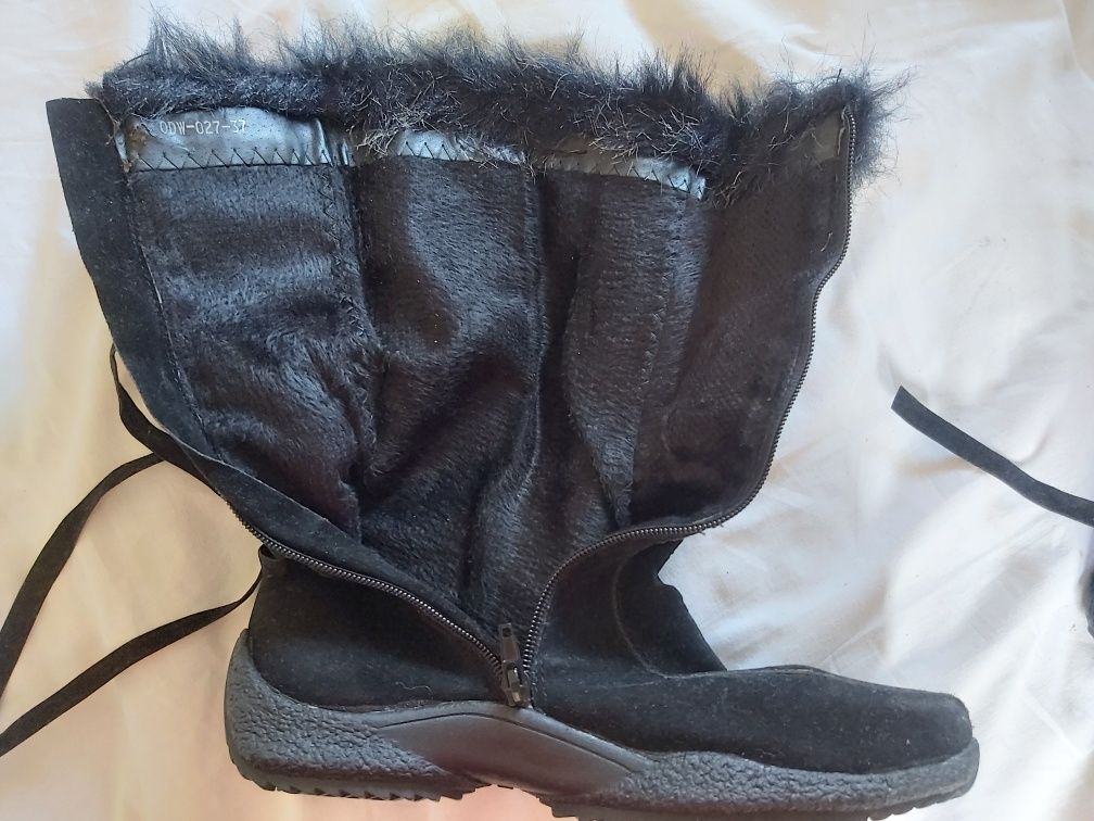 Okazja Buty kozaki NOWE , czarne, zamszowe rozmiar 37