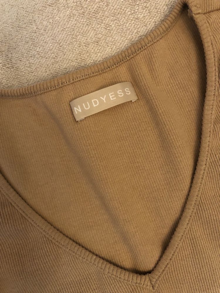 Sukienka Nudyess