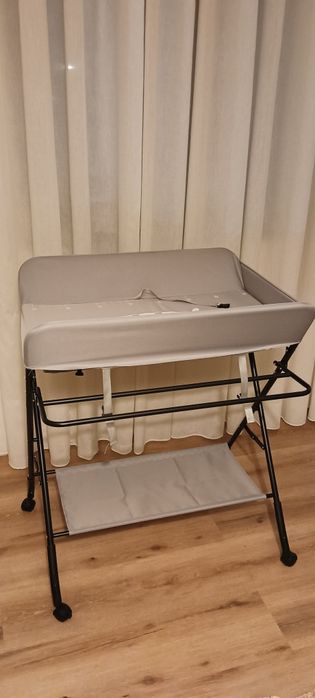 Fraldário em bom estado