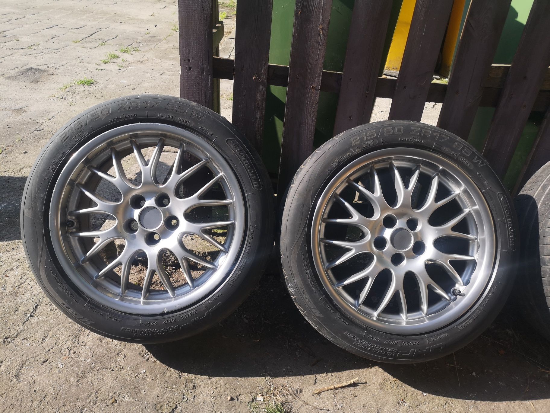 Felgi Rondell 0058  5x100 17" 7,5j et 35 z oponami