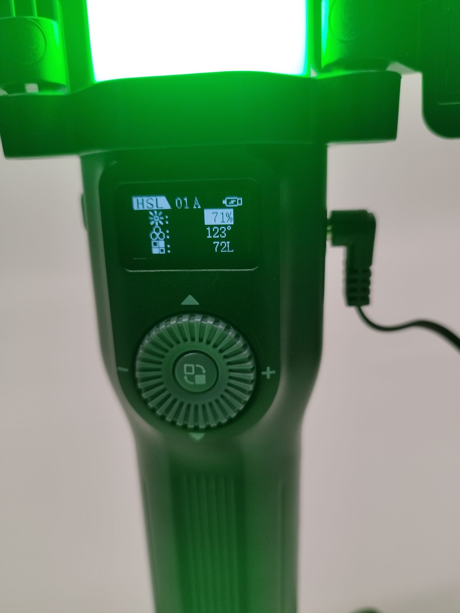 Viltrox h18 lampa LED RGB do fotografii