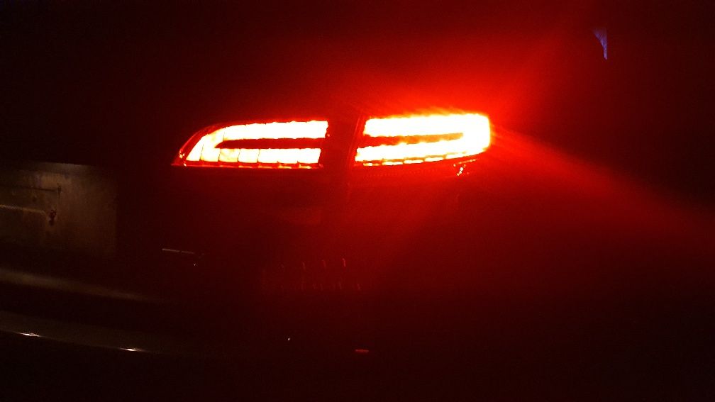 Audi a4 b8 S-line Avant Lampy Tył Komplet LED ORYGINALNE B.Ładne