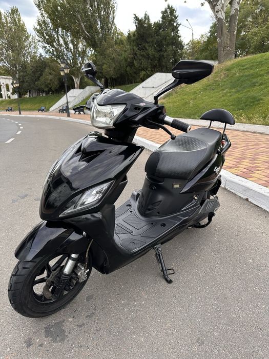 Электромопед, электроскутер Aima 1500W -Bosh.