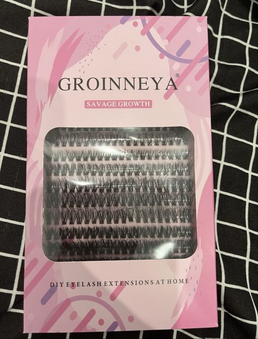 Накладні пучкові вії