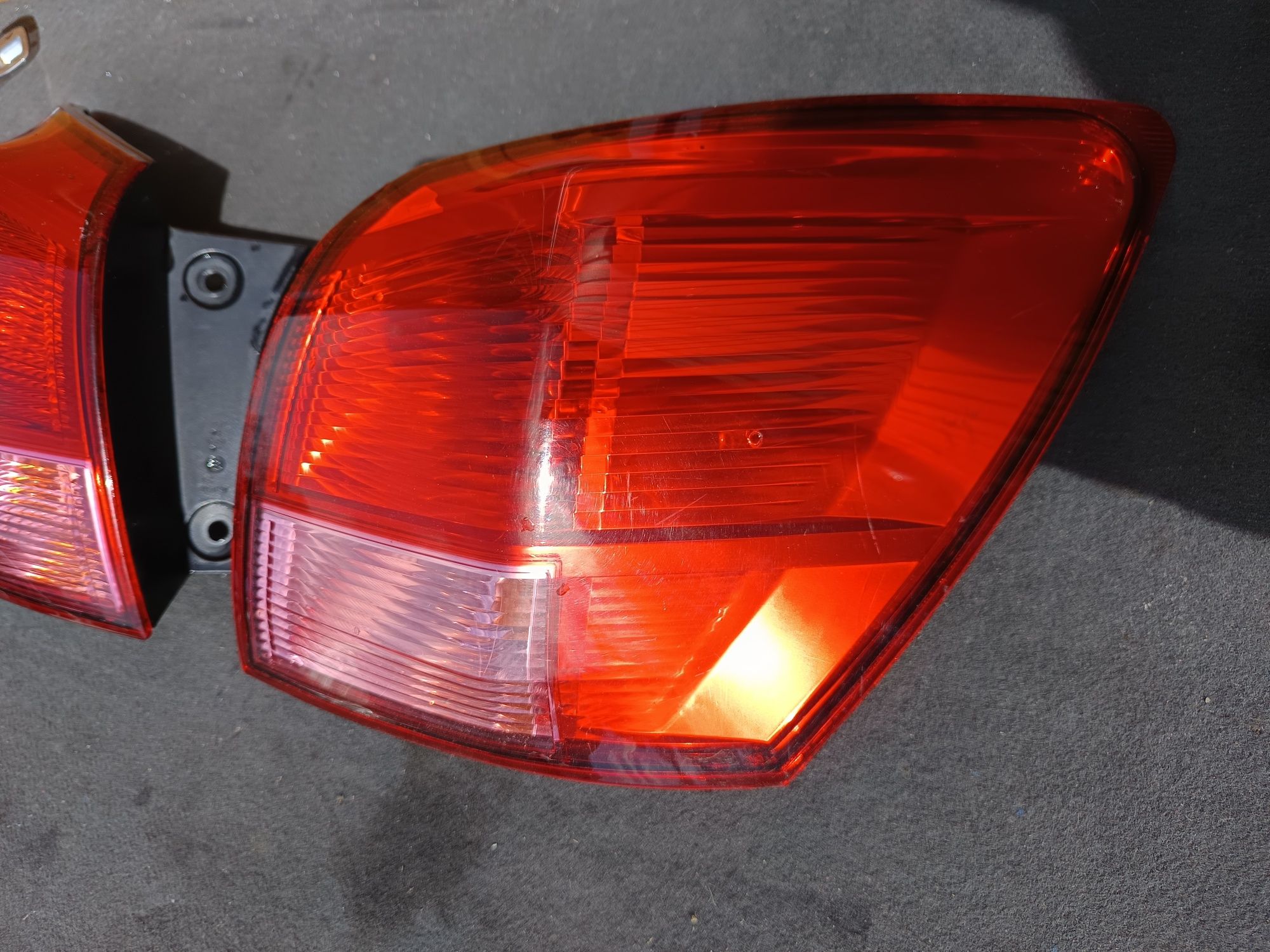 NISSAN Qashqai J10 Lamp tylna lewa prawa F-vat