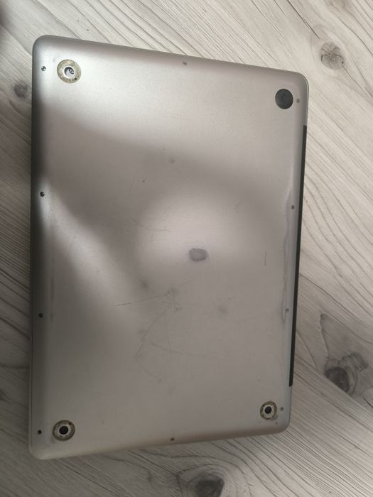MacBook pro 2010 рік на запчастини