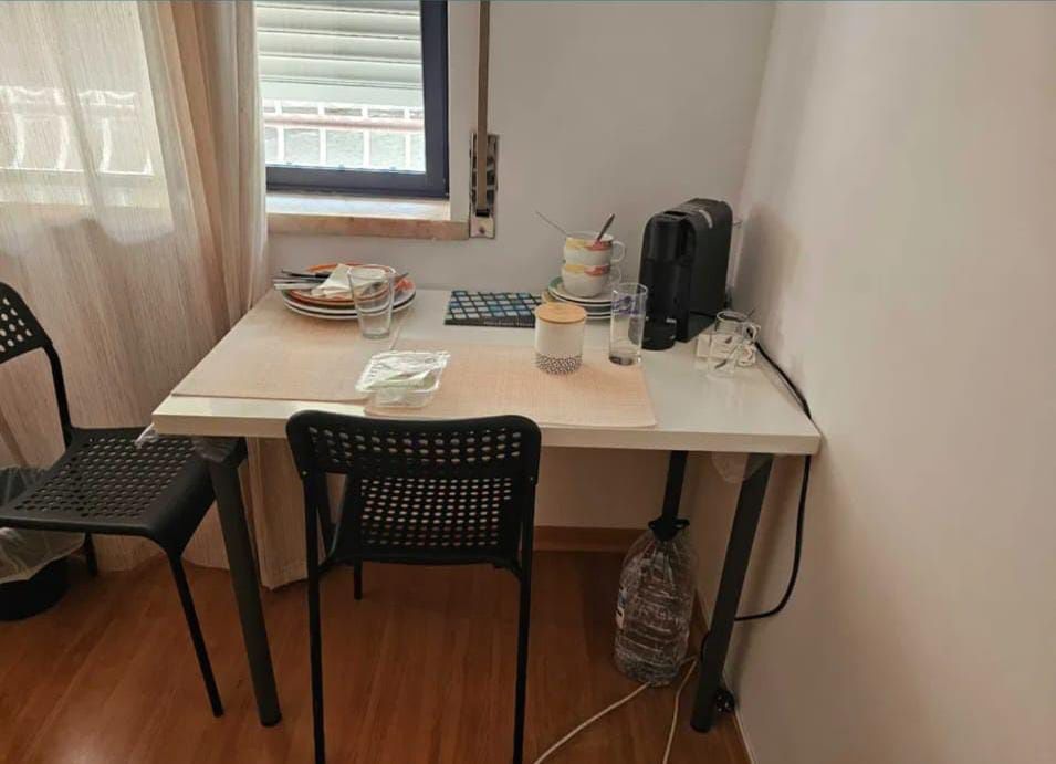 Quarto casal em Almada