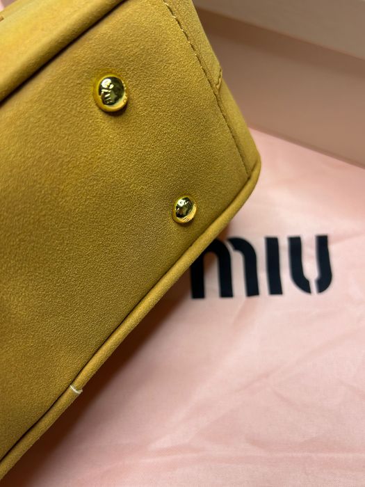 Torebka miu miu do ręki lub na ramię