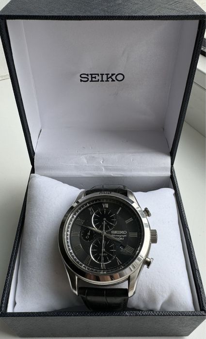 Продам годинник seiko snaf71p1