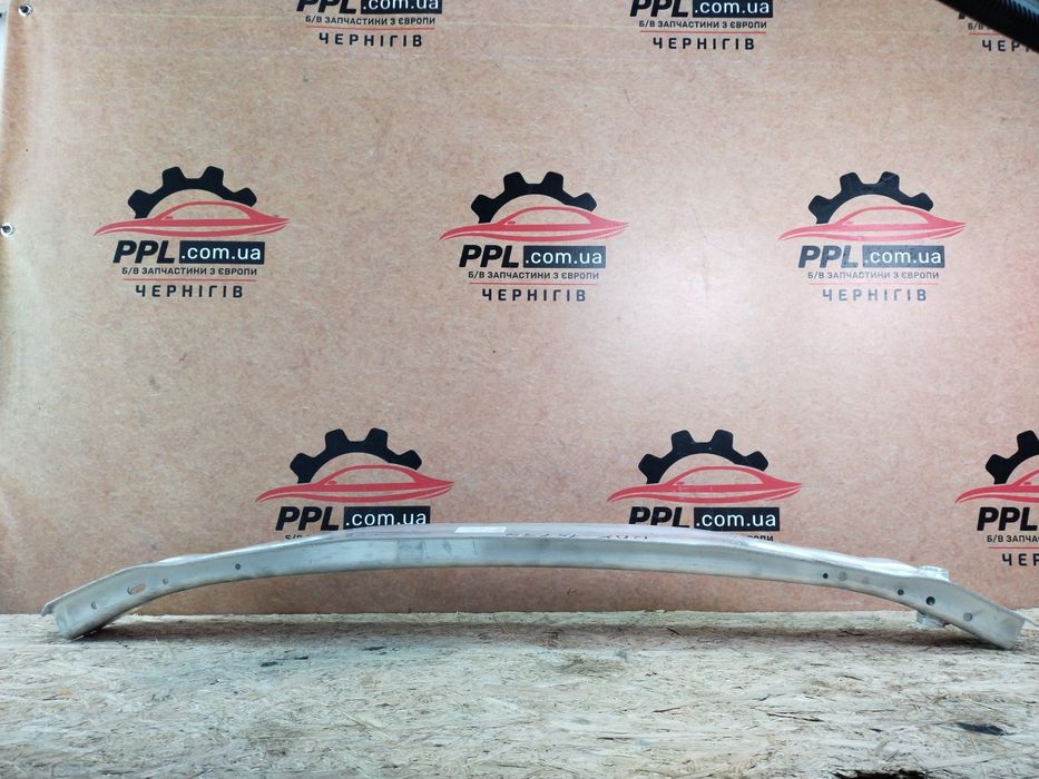 Audi A4 B9 2015-2023 Усилитель бампера переднего 8W0807113