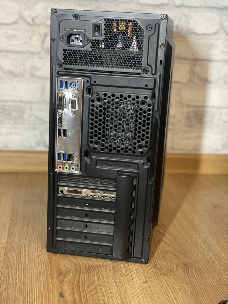 Ігровий компʼютер Разом з монітором 16GB  NVIDIA 1050 ti 4GB SSD