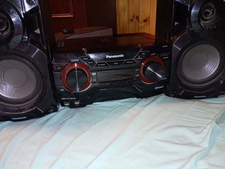 Wieże przewodowe Panasonic