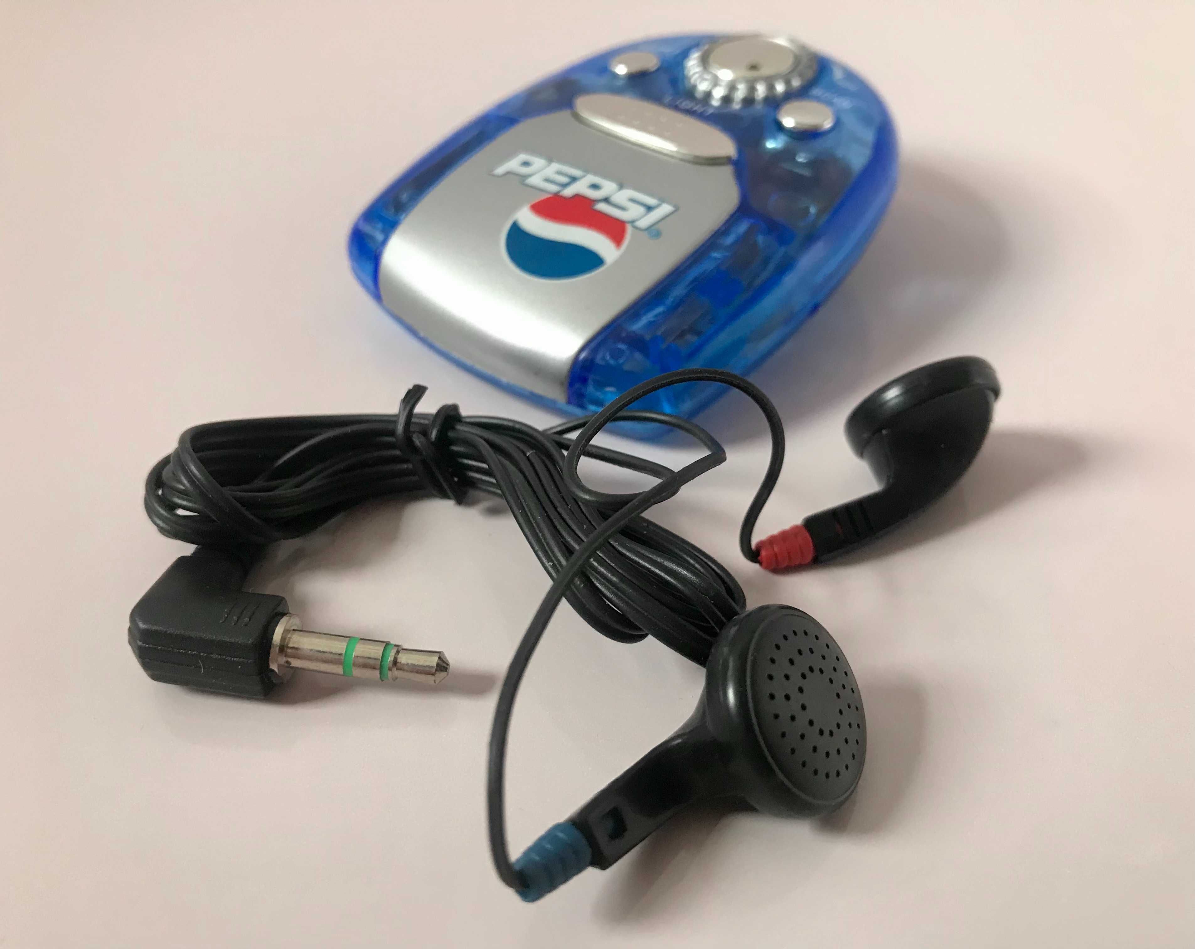 Mini radio Pepsi - gadżet reklamowy z latarką 03/08. Nowe i sprawne!