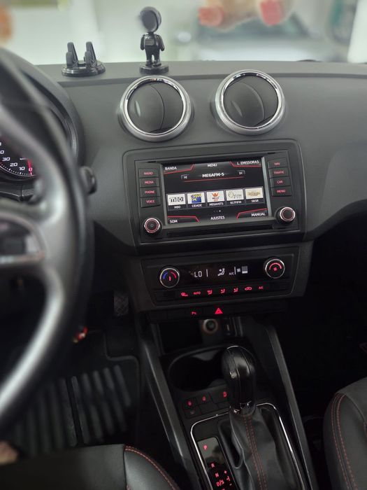 Seat Ibiza Fr cinza automatico