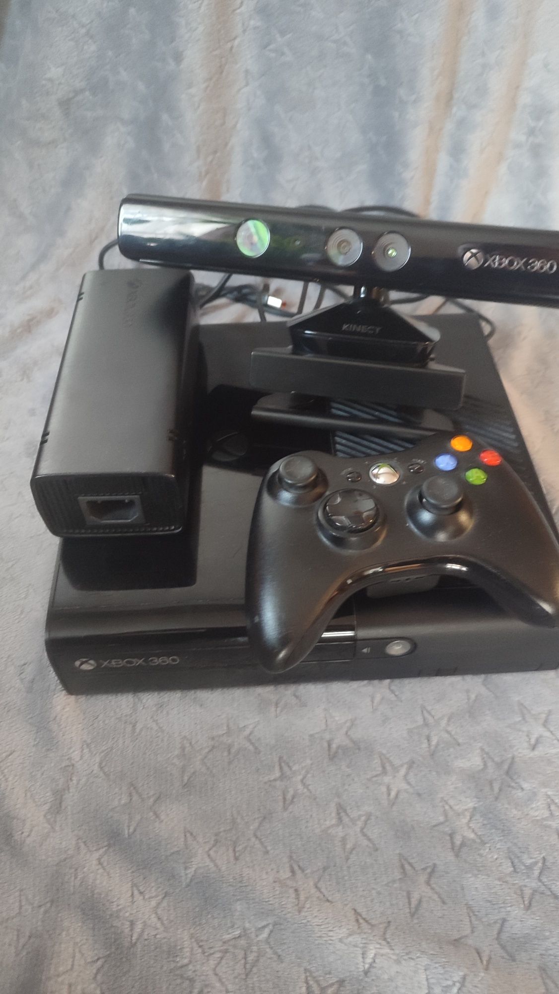 Konsola Xbox 360 + Kinect