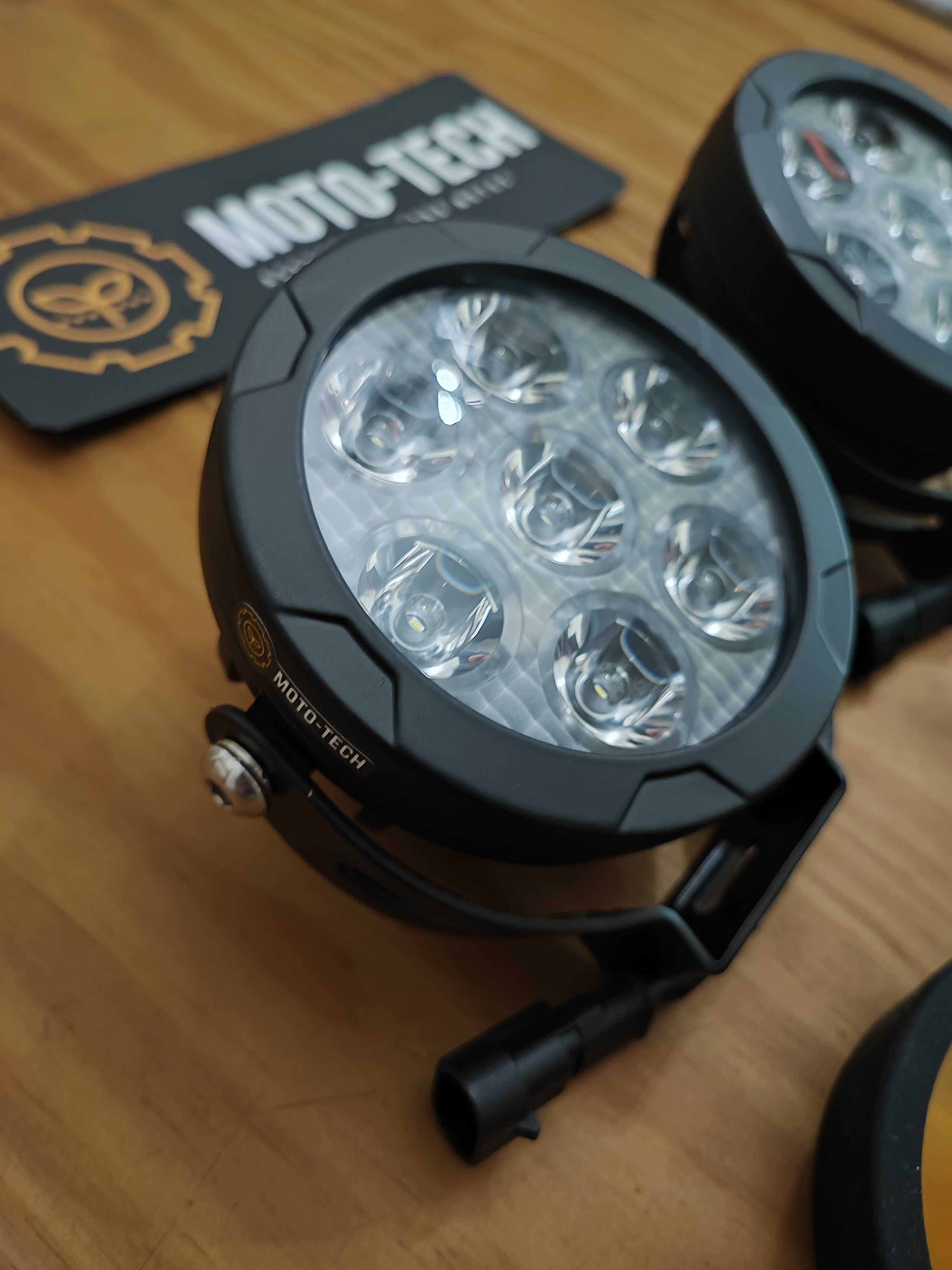 Faróis auxiliares led Moto-Tech S7 - 120W